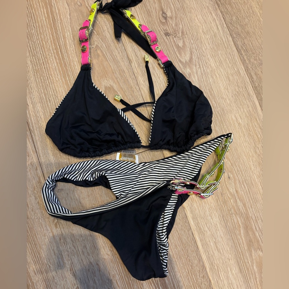 Beach bunny bikini